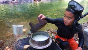 無添加無農薬にこだわる隠れ人気カフェ「チルチルcafe」　野遊びツアーも人気（瀬戸内町阿木名）