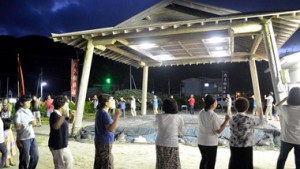【八月踊り体験記】月夜のもと唄い踊る、奄美文化を体験！大和村大棚集落