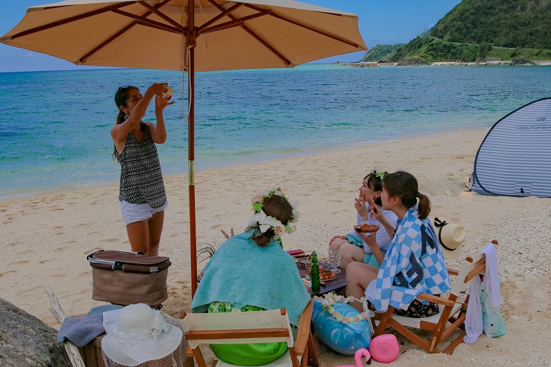 奄美RDA：海での大人ピクニック