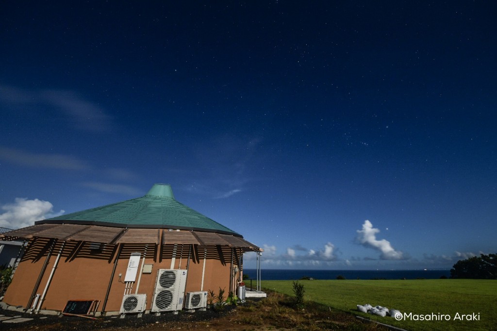 あやまる岬観光案内所から見える星空の写真001_03 のコピー