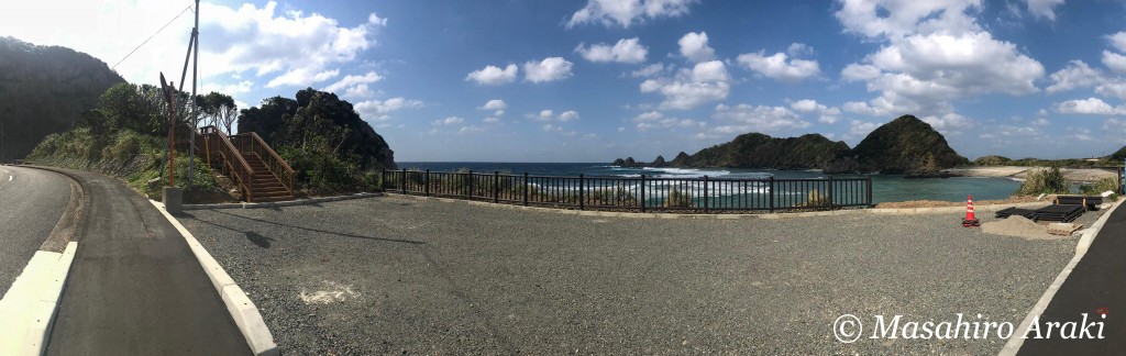 奄美徳浜の断崖の駐車場