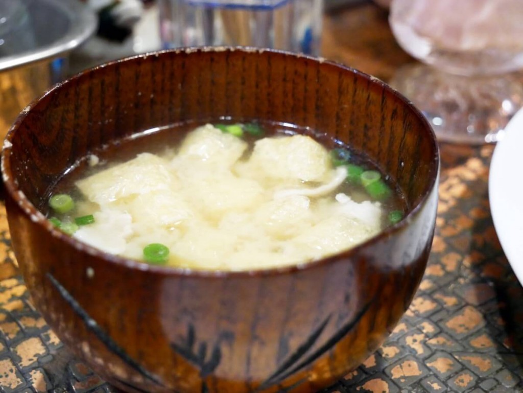 奄美の老舗喫茶店カフェテラス貴望のチーズハンバーグ定食味噌汁