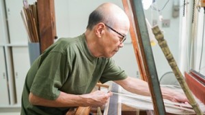 【消えゆく伝統技術に迫るvol1】大島紬は2度織られる～「締機（しめばた）」工程に迫る〜